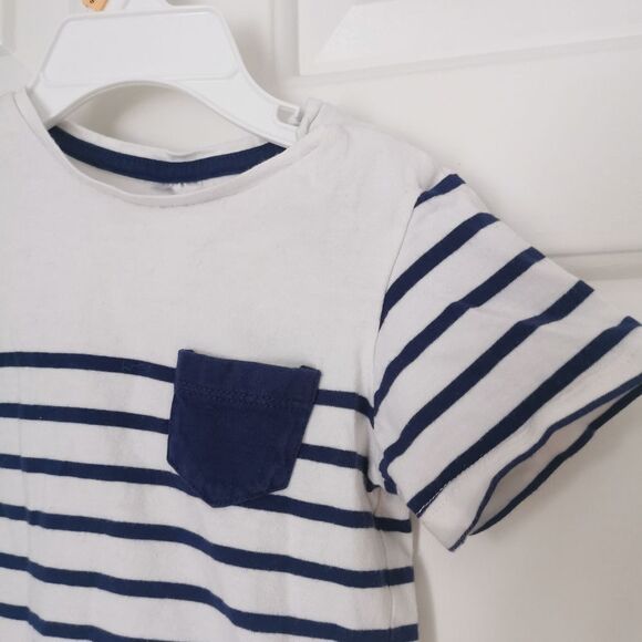 3/$20 H&M t-shirt size 9-12 m - Picture 2 of 4